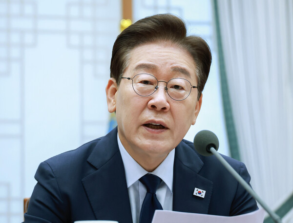 이재명 대통령이 6일 청와대에서 열린 메가프로젝트 민관합동 점검회의에서 발언하고 있다. /뉴시스